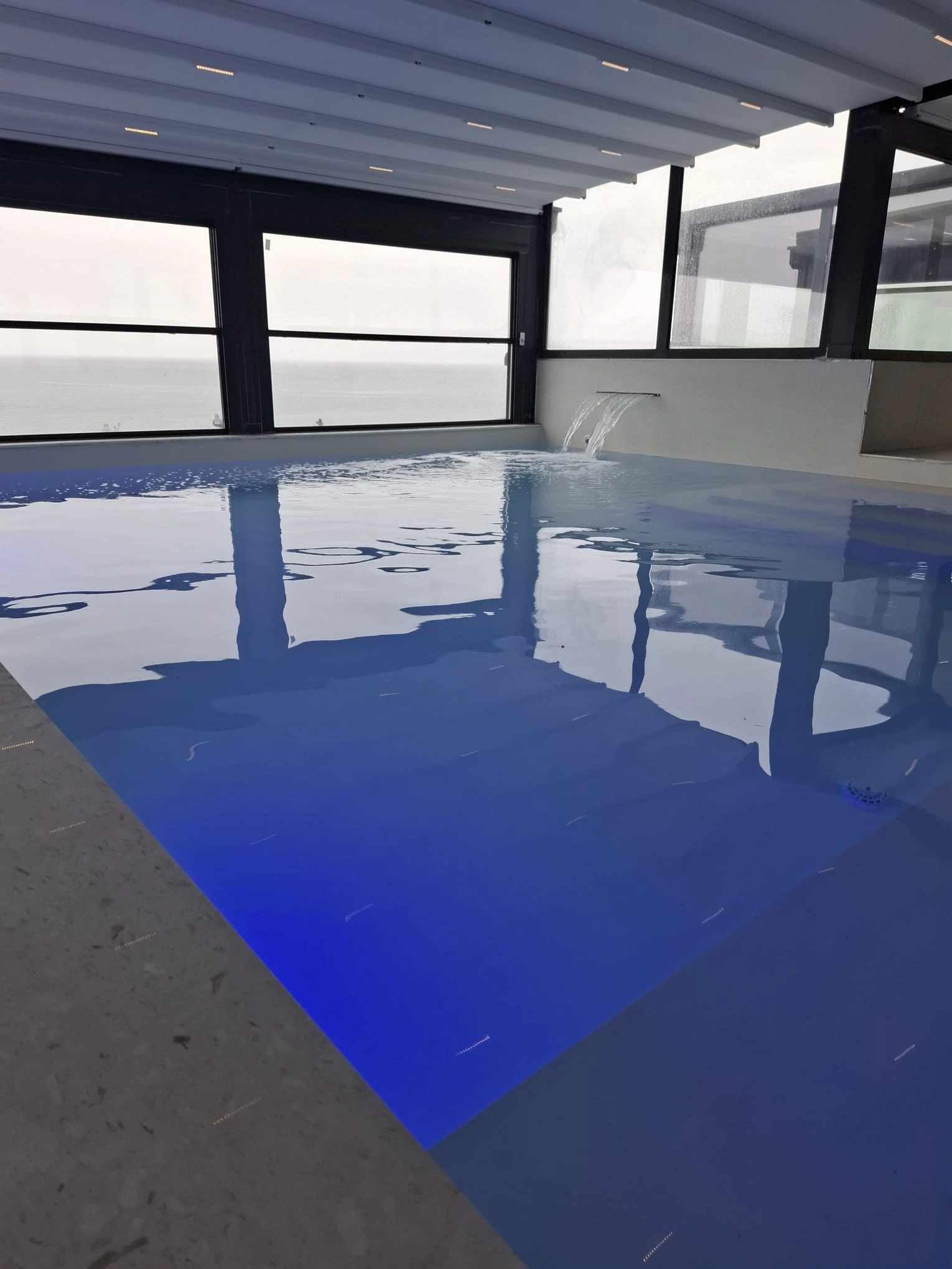 Rooftop Bazen s Pogledom na More — Galia Apartmani Bar