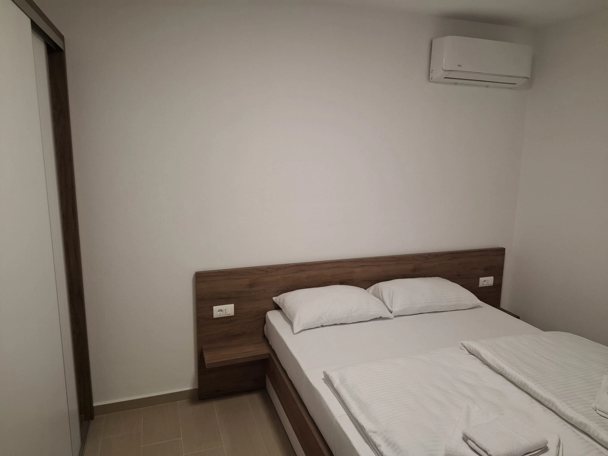 Trosobni Apartman 6 — fotografija 6