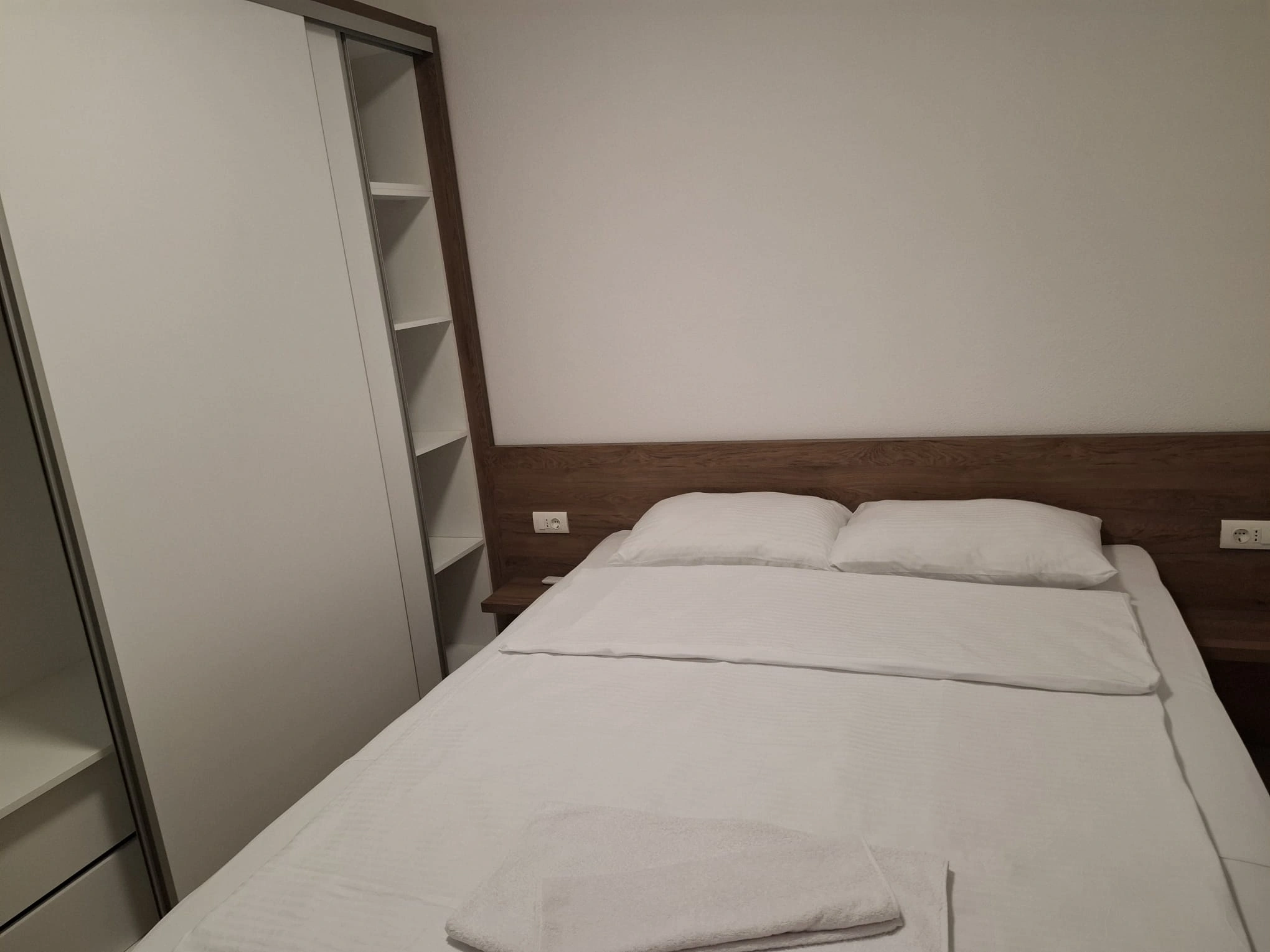Trosobni Apartman 6 — fotografija 7